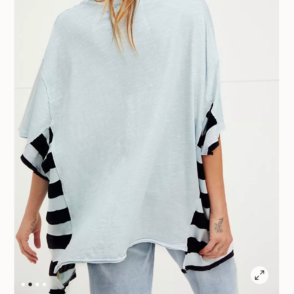 LAST ONE!🌸 FREE PEOPLE Genius tee - Picture 2 of 7